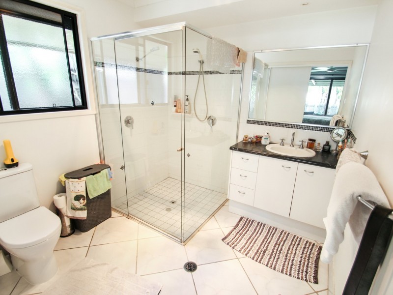 5 Sunstone Court, Yaroomba QLD 4573