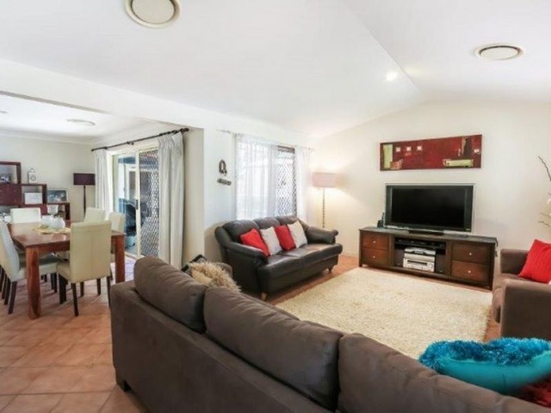 7 Cooloola Place, Twin Waters QLD 4564