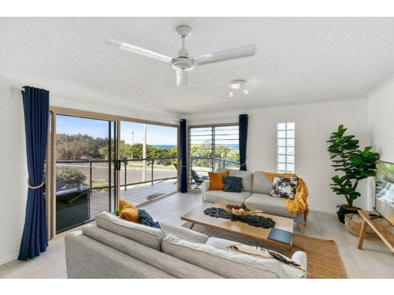 8/15 Andrew Street, Point Arkwright QLD 4573