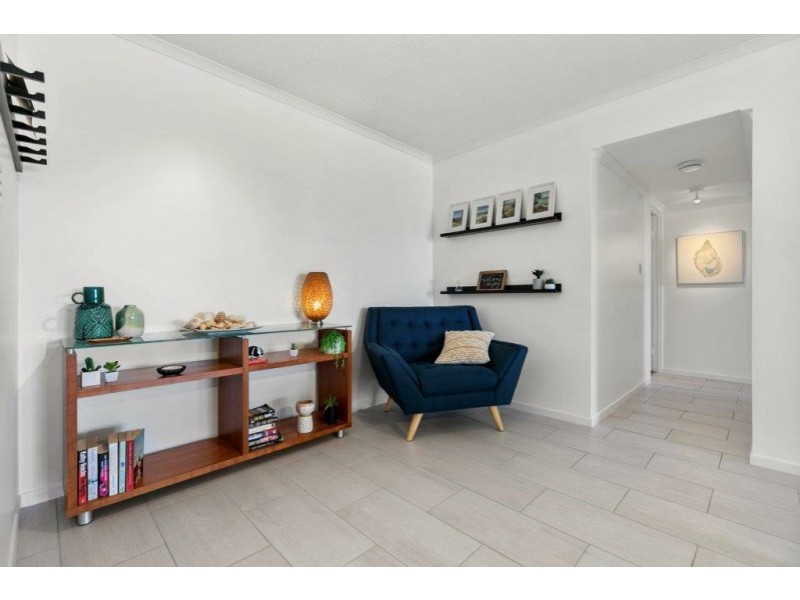 8/15 Andrew Street, Point Arkwright QLD 4573