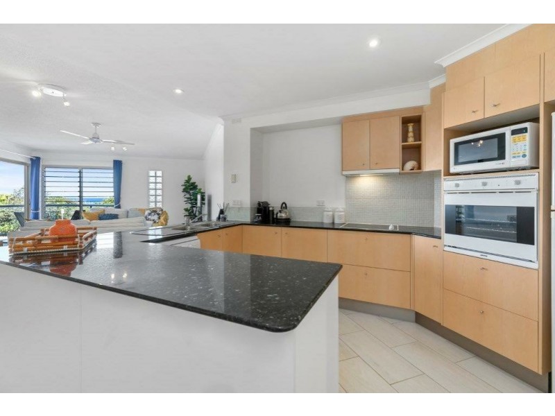 8/15 Andrew Street, Point Arkwright QLD 4573