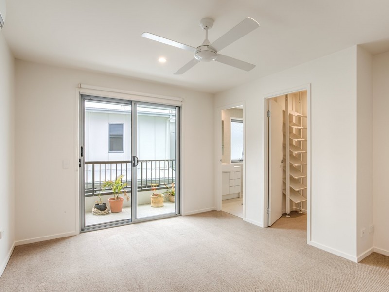 Unit 18/1 Suncoast Beach Drive, Mount Coolum QLD 4573