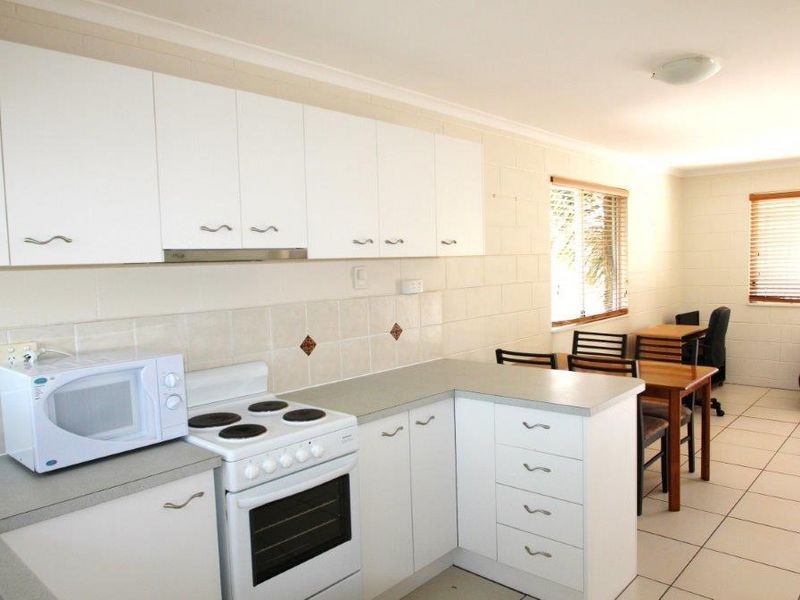 5/36 Jarnahill Drive, Mount Coolum QLD 4573