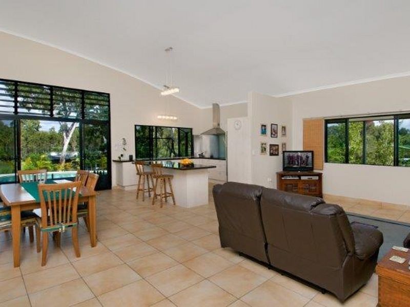 5 Lakeshore Place, Peregian Beach QLD 4573