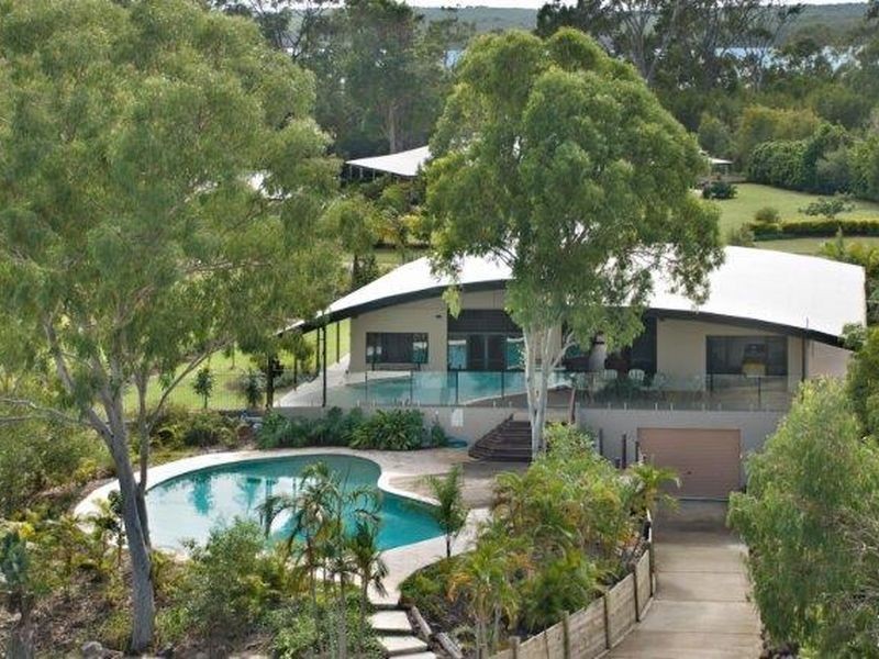 5 Lakeshore Place, Peregian Beach QLD 4573
