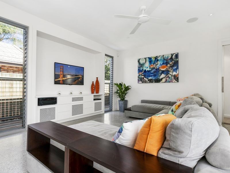 14 Yerranya Row, Yaroomba QLD 4573