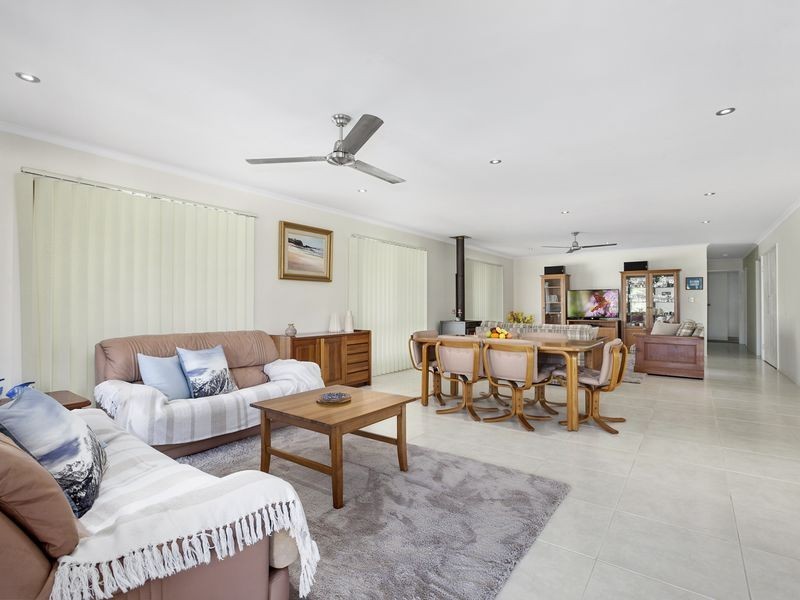 1544 David Low Way, Point Arkwright QLD 4573