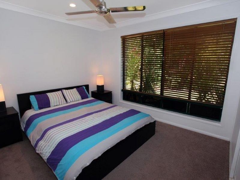 21 Baker-Finch Place, Twin Waters QLD 4564