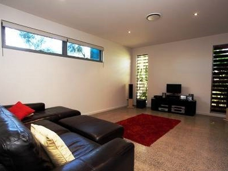 16 Boardrider Crescent, Mount Coolum QLD 4573