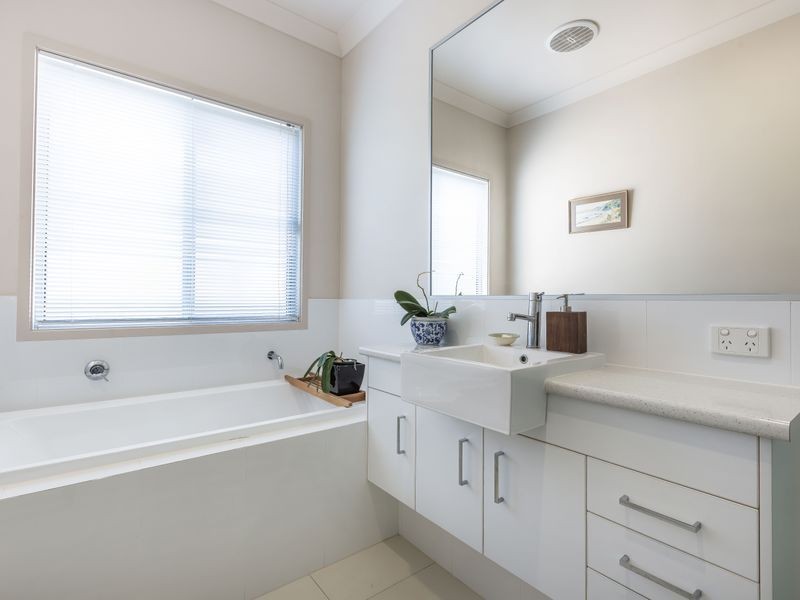 43 Boardwalk Boulevard, Mount Coolum QLD 4573