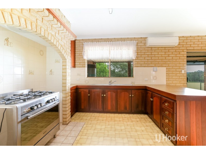 202 Booth Street, Collie WA 6225