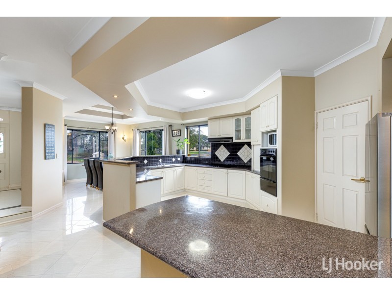 35 Turnberry Way, Pelican Point WA 6230