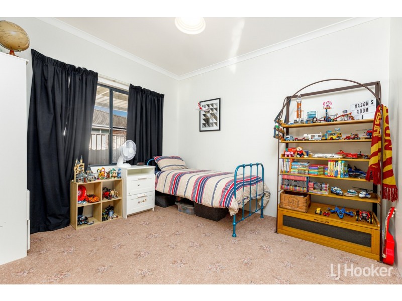 35 Turnberry Way, Pelican Point WA 6230