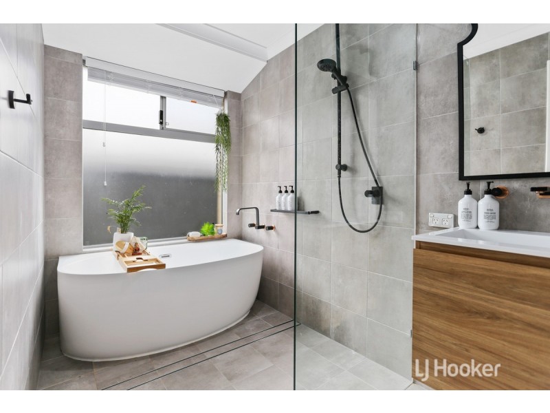 107 Beachfields Drive, Abbey WA 6280