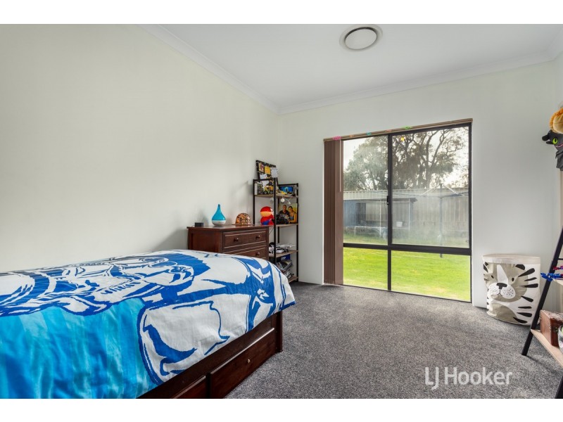 19 Carlingford Court, Australind WA 6233