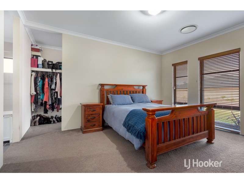 19 Carlingford Court, Australind WA 6233