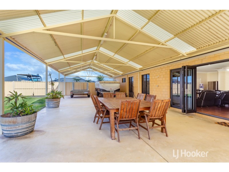 19 Carlingford Court, Australind WA 6233