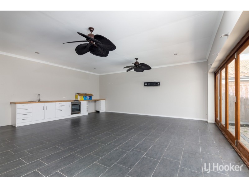 59 Parkdale Avenue, South Bunbury WA 6230