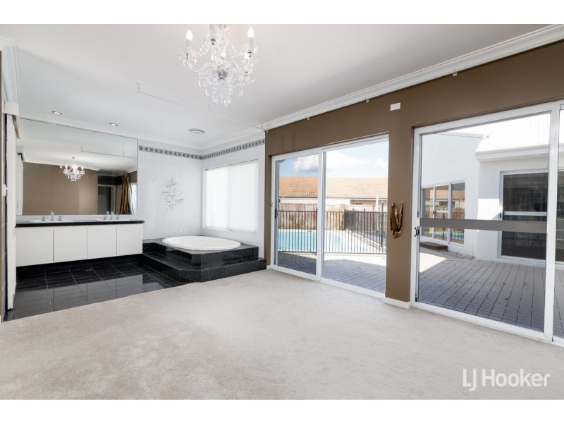 59 Parkdale Avenue, South Bunbury WA 6230