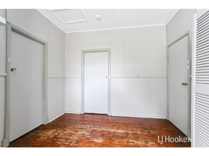 42 Simpson Street, Collie WA 6225