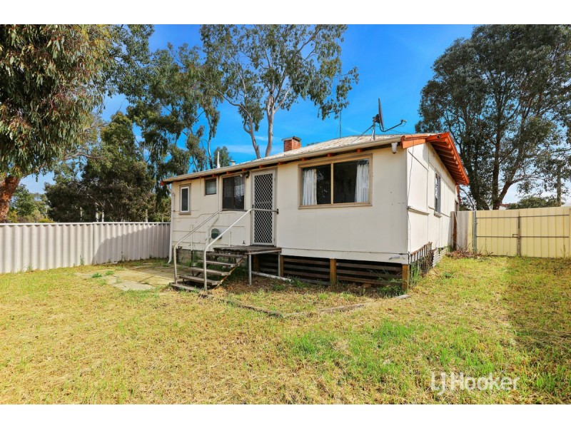 42 Simpson Street, Collie WA 6225