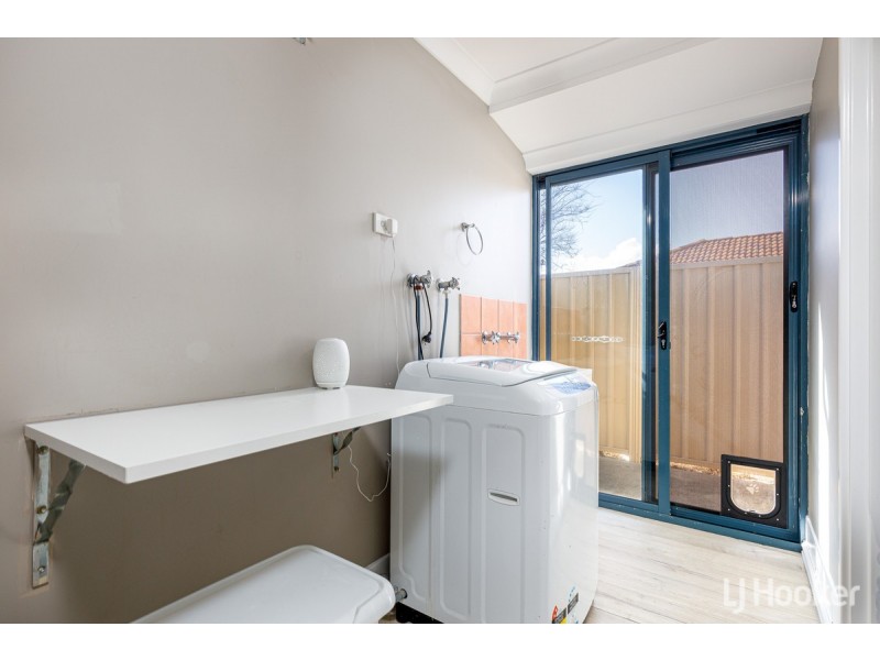 16 Poole Road, Dalyellup WA 6230