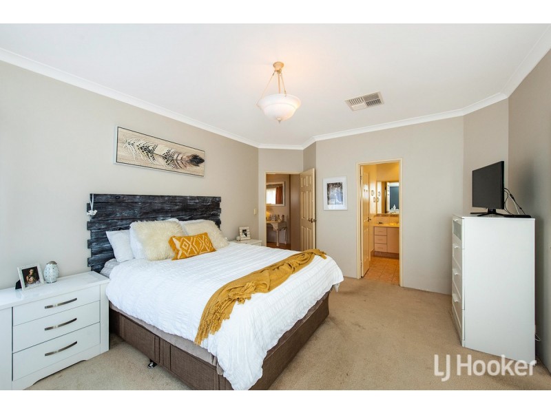 24 Valentine Way, Australind WA 6233