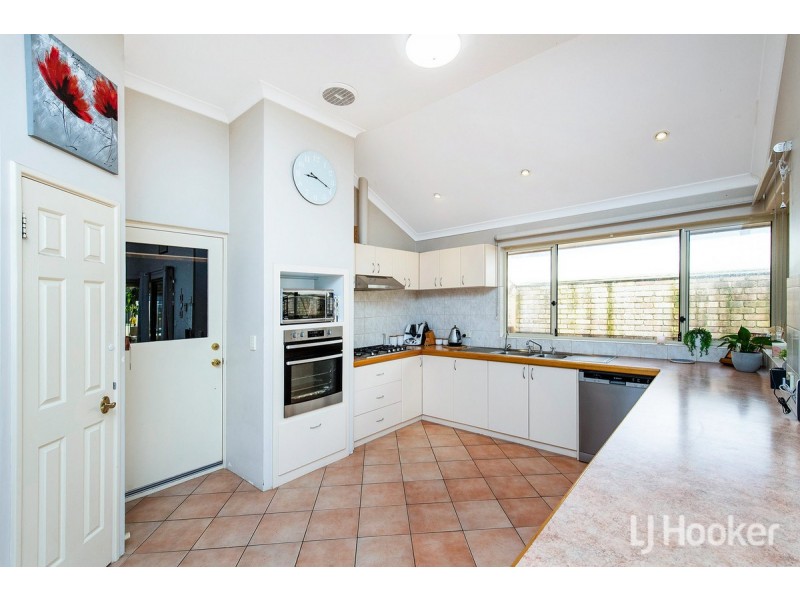 24 Valentine Way, Australind WA 6233