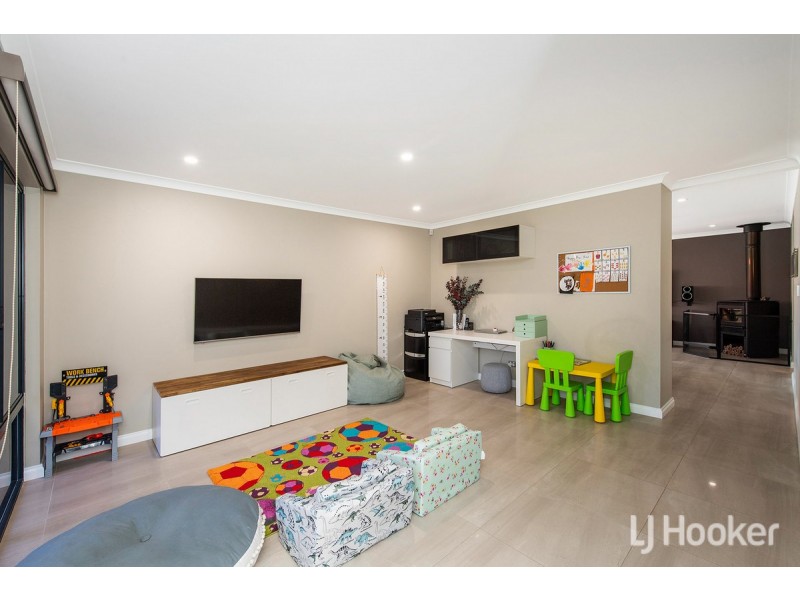 131 Kingston Drive, Australind WA 6233