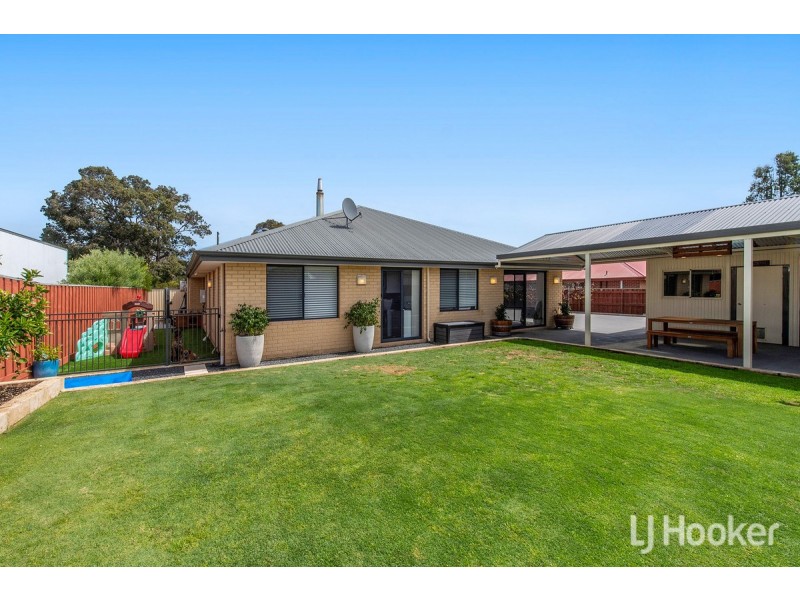 131 Kingston Drive, Australind WA 6233