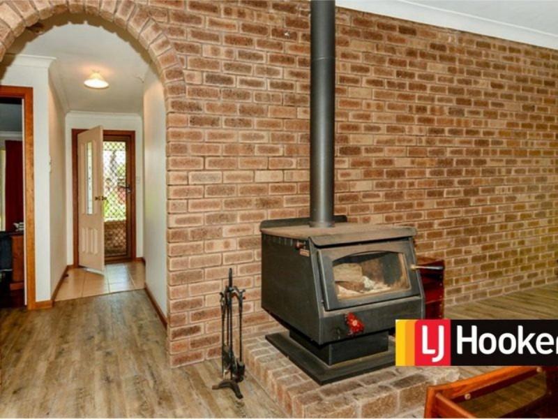 9 Walter Drive, Collie WA 6225