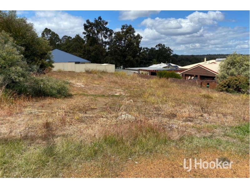 12 Spicer Street, Collie WA 6225