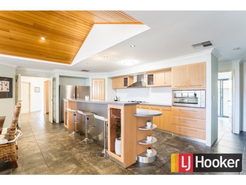 17 Ince Road, Glen Iris WA 6230