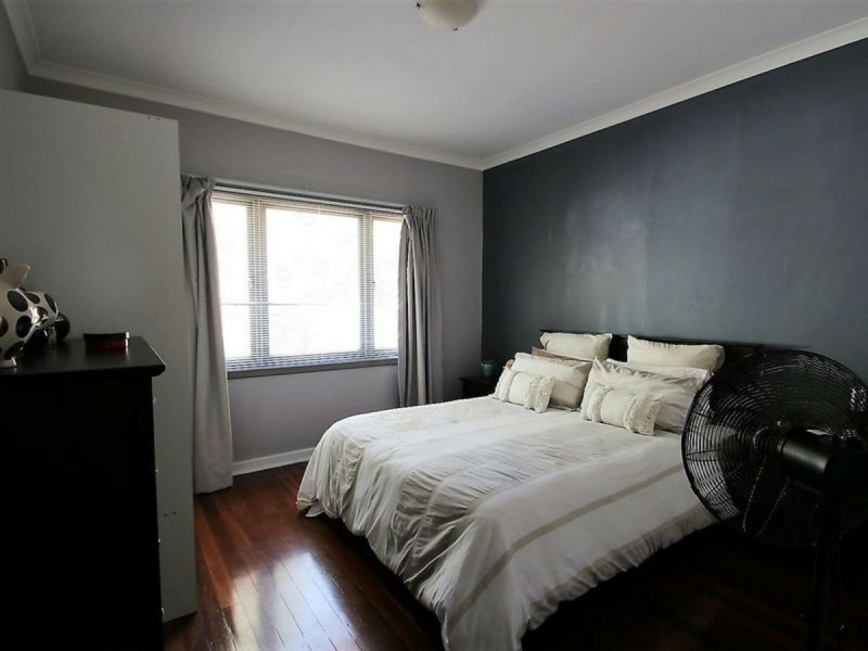 18 Bushell Street, Carey Park WA 6230