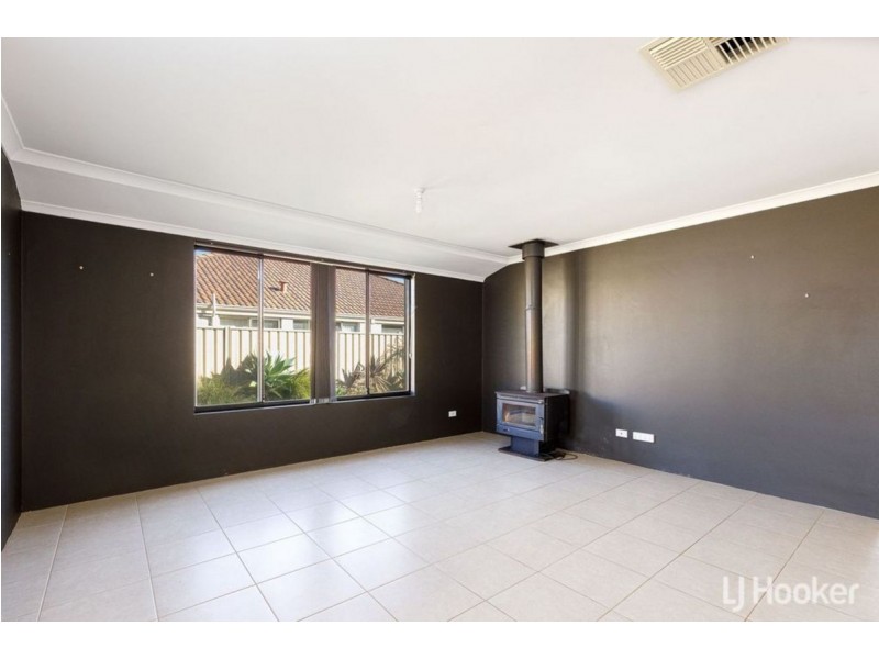 140 Braidwood Drive, Australind WA 6233