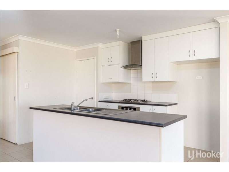 140 Braidwood Drive, Australind WA 6233