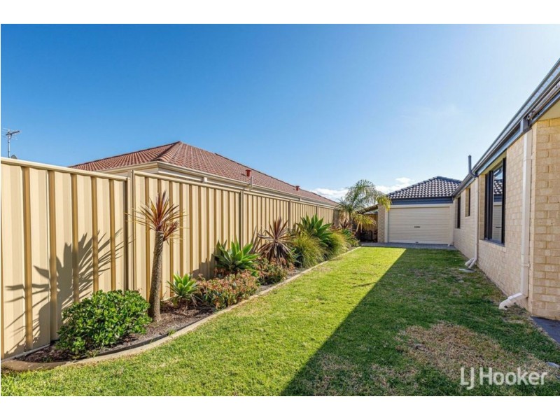 140 Braidwood Drive, Australind WA 6233