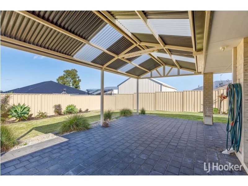 140 Braidwood Drive, Australind WA 6233