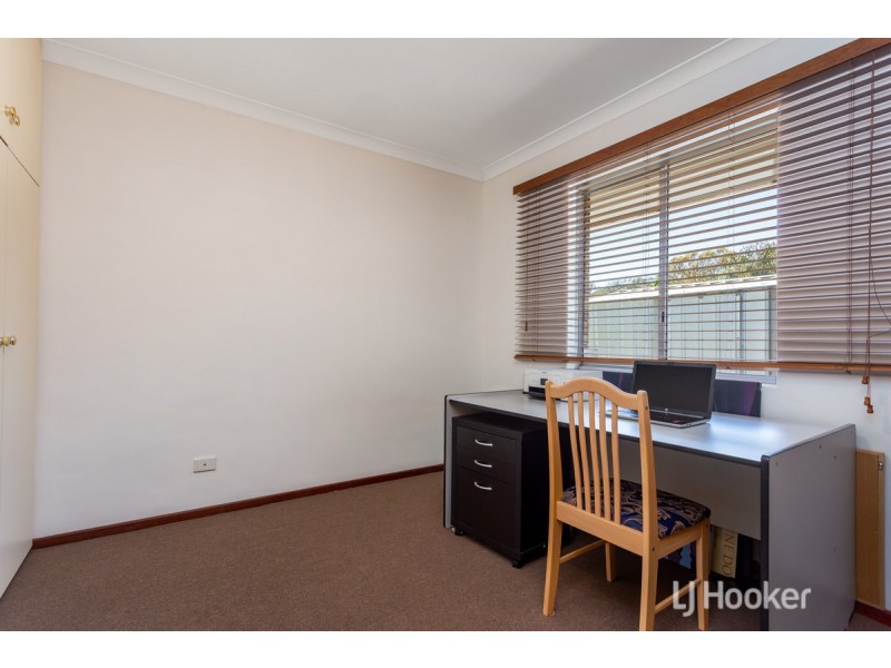 268 Ocean Drive, Withers WA 6230