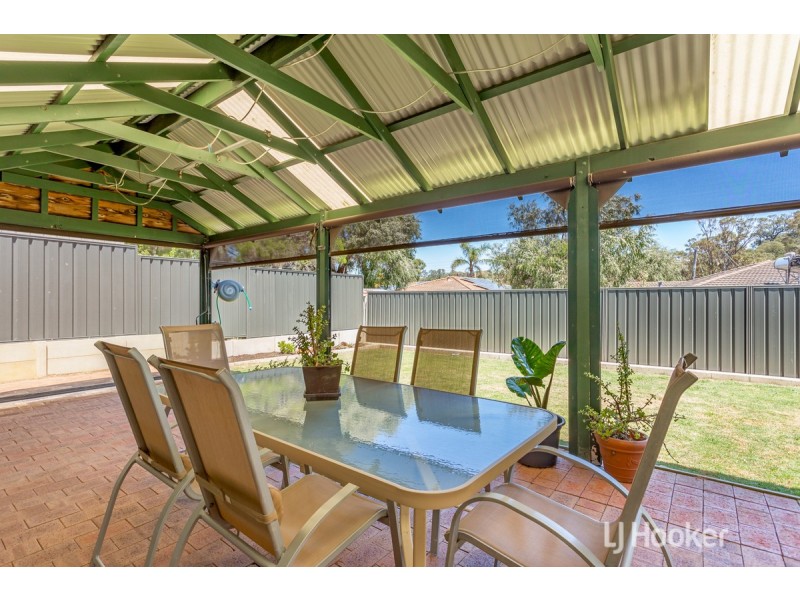 268 Ocean Drive, Withers WA 6230