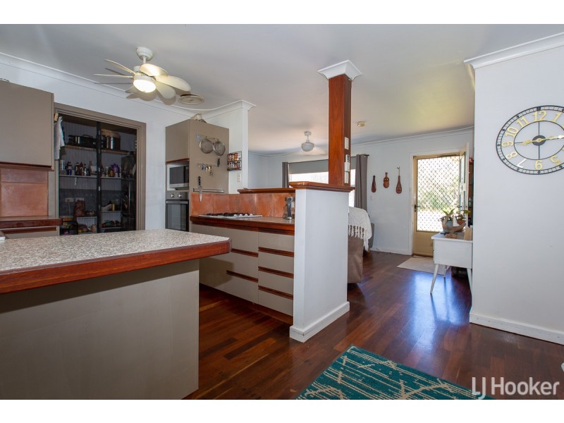 417 Bussell Highway, Broadwater WA 6280