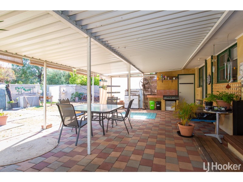 417 Bussell Highway, Broadwater WA 6280