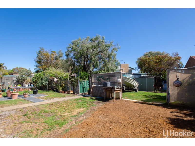 417 Bussell Highway, Broadwater WA 6280
