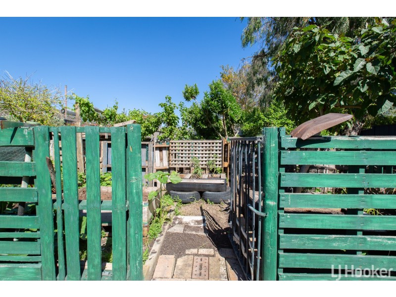 417 Bussell Highway, Broadwater WA 6280