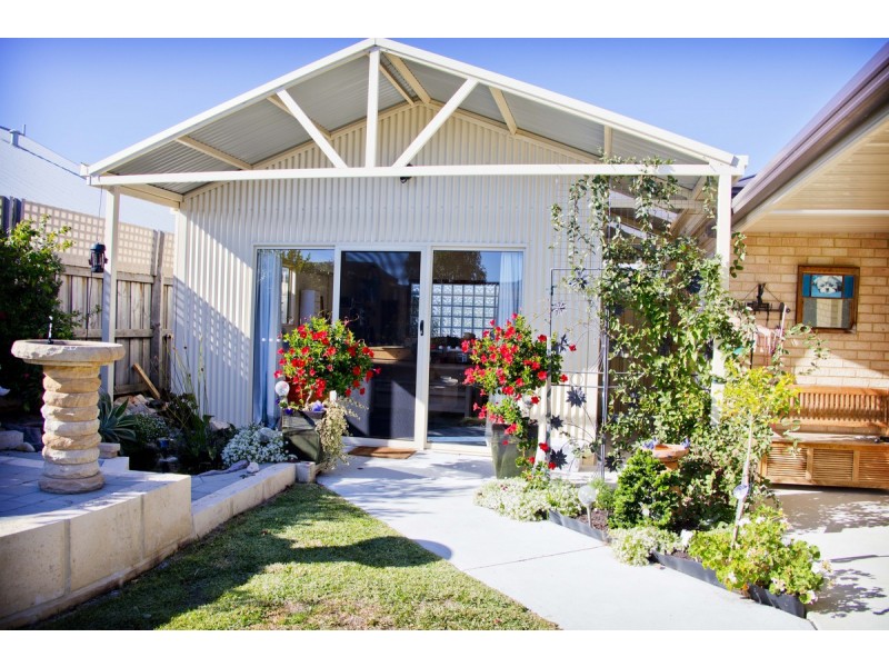 196 Braidwood Drive, Australind WA 6233