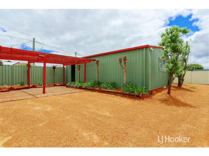 2 Archer Street, Collie WA 6225