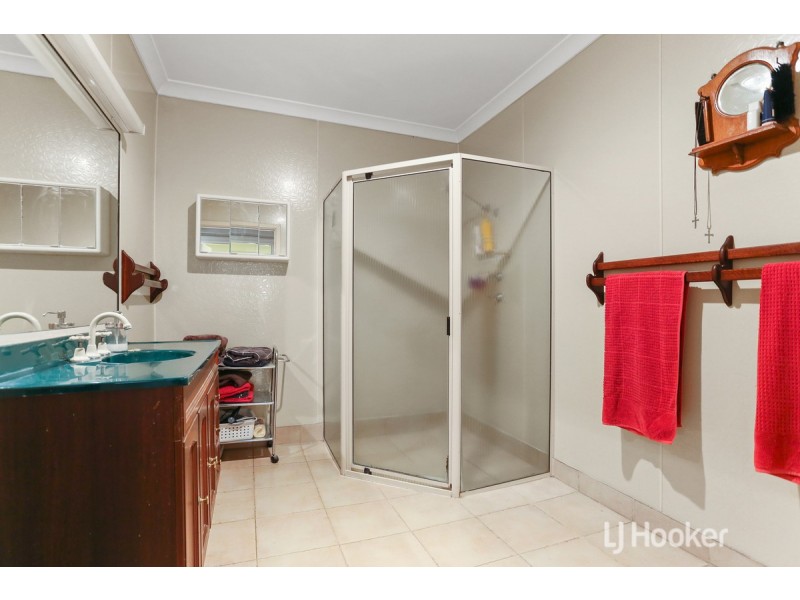 16 Hutton Street, Collie WA 6225