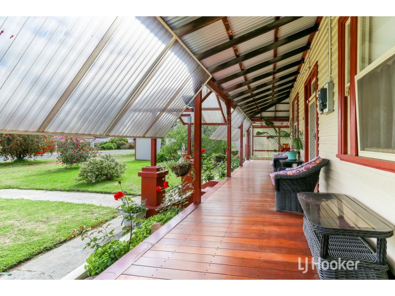 16 Hutton Street, Collie WA 6225