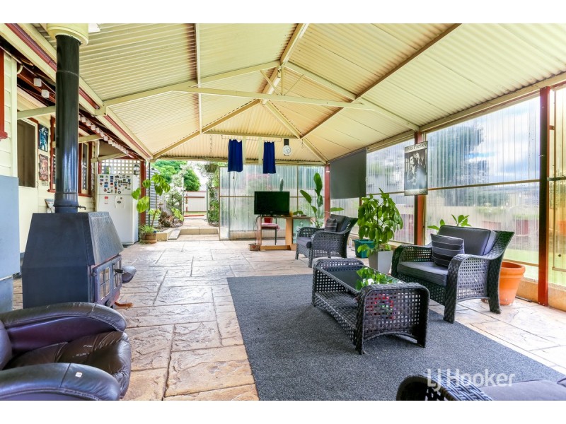 16 Hutton Street, Collie WA 6225