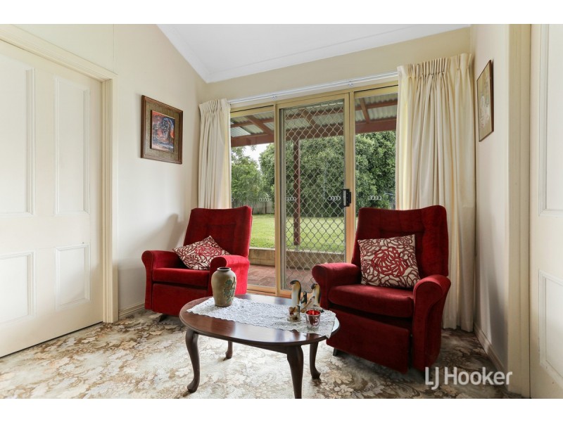 16 Hutton Street, Collie WA 6225